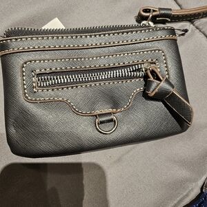 Small Nine West Wristlet